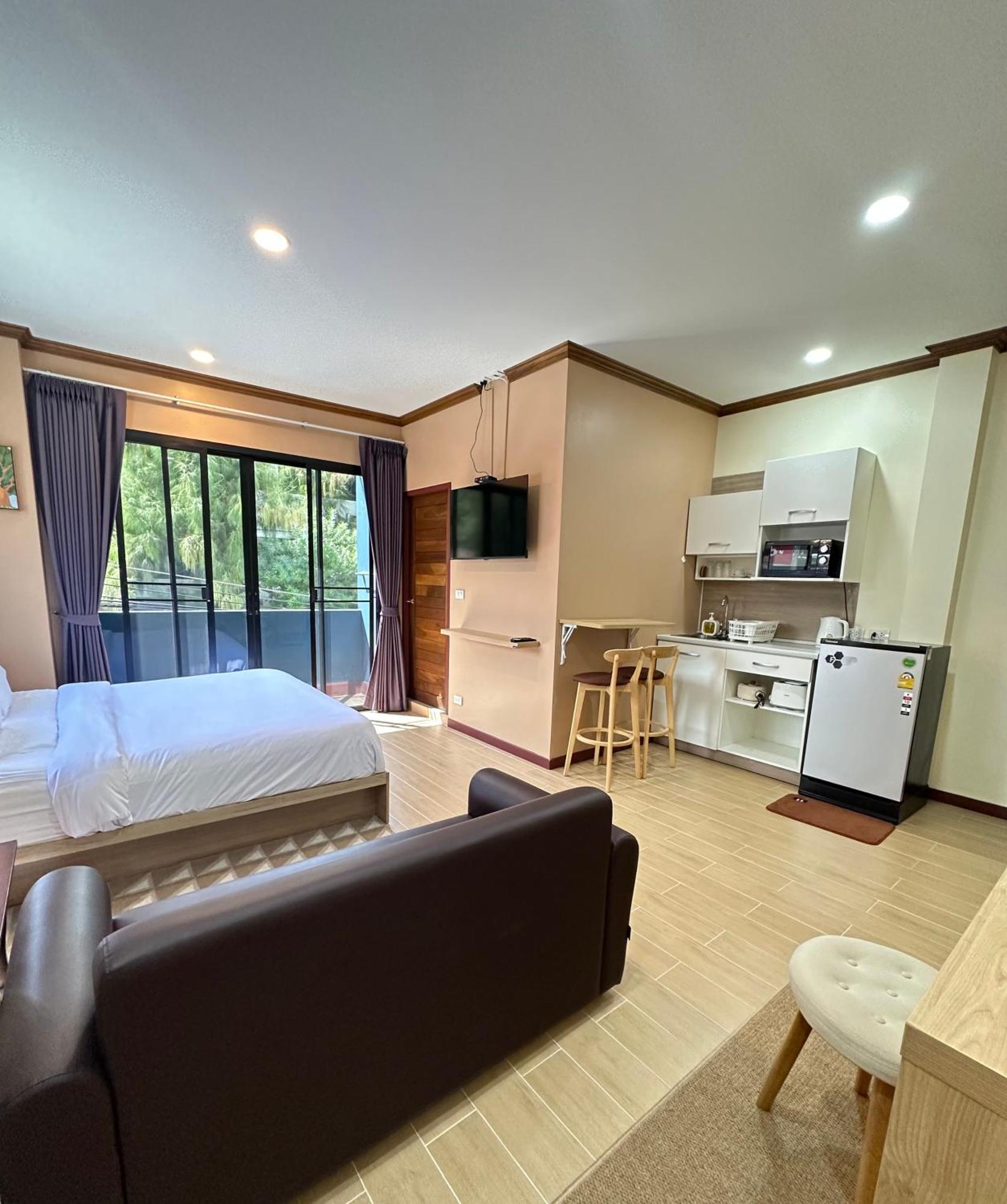 Kata Noi Place Luaran gambar